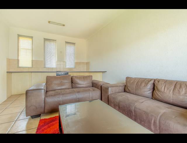 2 BEDROOM APARTMENT FOR SALE IN HONEYDEW